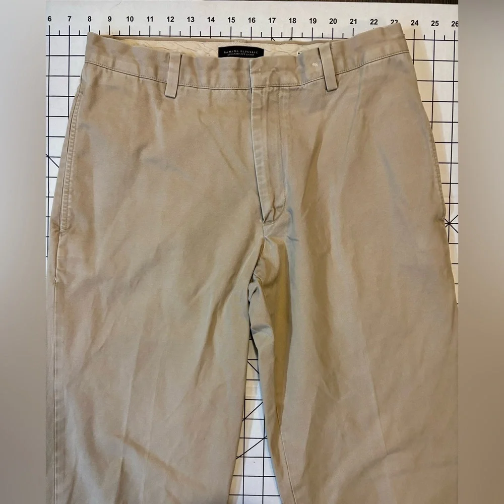 Banana‎ Republic Men's Size 30/30 Tan Straight Fit Gavin Pants